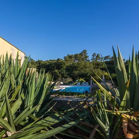 La Marviniere Bed and breakfast *