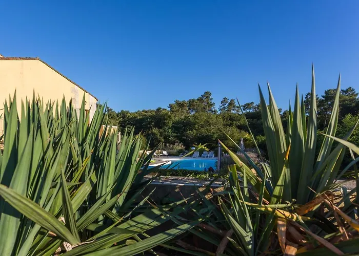 La Marviniere Bed and breakfast 3*